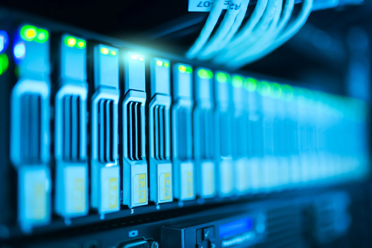 Contabo VPS von ISO installieren
